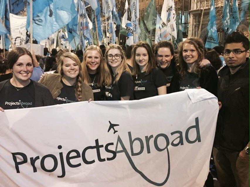 Human Rights interns in Argentina join a peaceful march to protest the prevalence of femicide in Argentina. A group of Projects Abroad interns participate in a peaceful march against femicide in Argentina as part of their Human Rights internship.